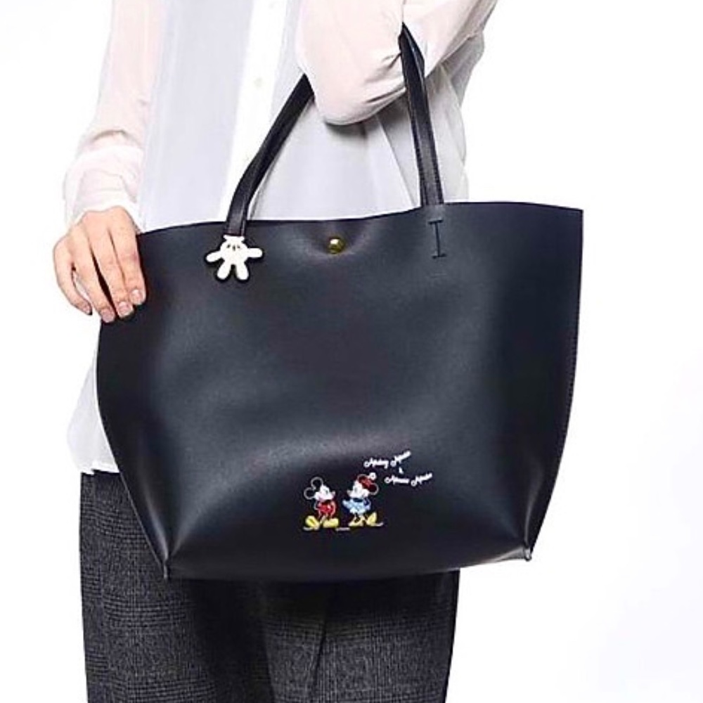 Disney Mickey Mouse Black Tote Bag with Matching Wristlet SET of 2